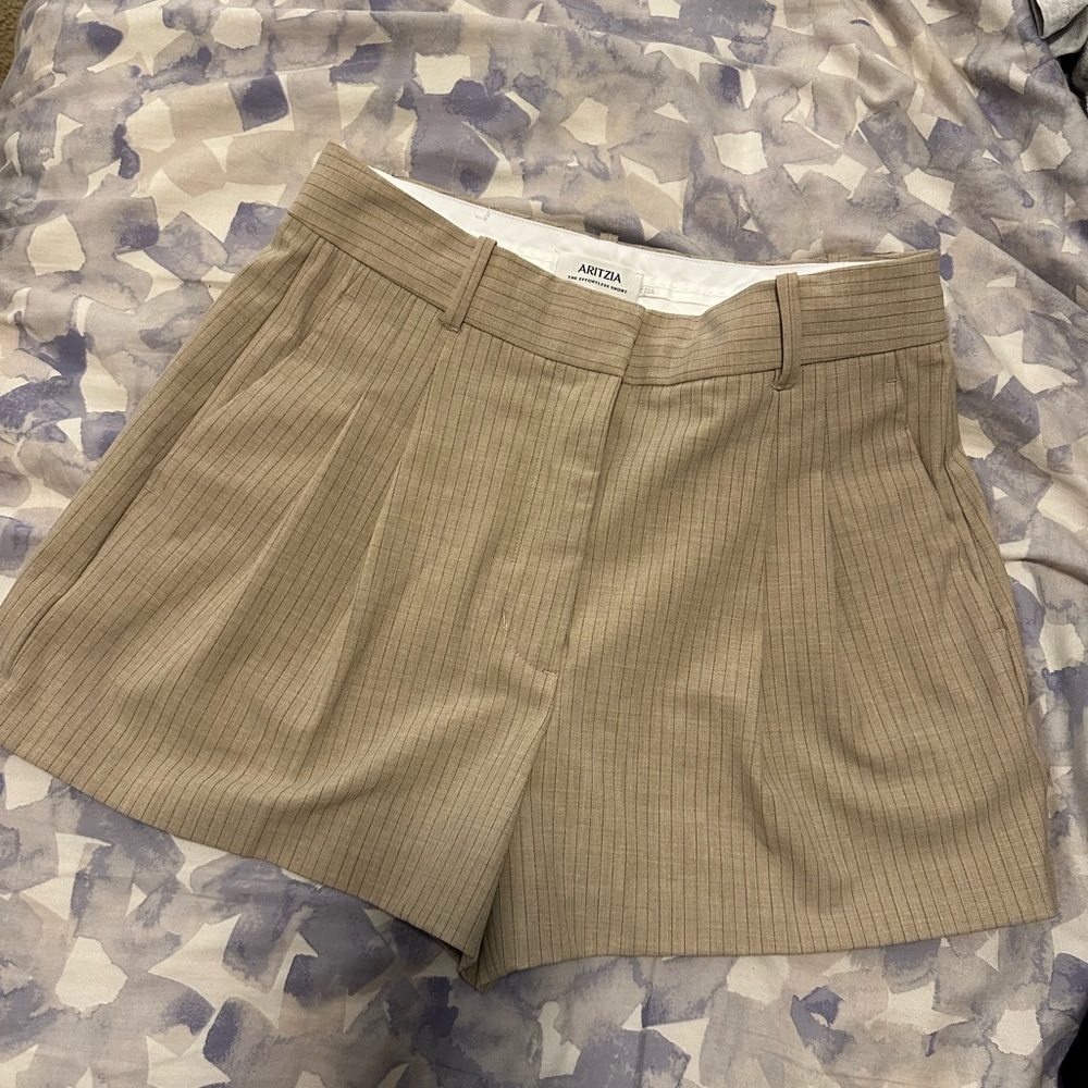 Aritzia shorts